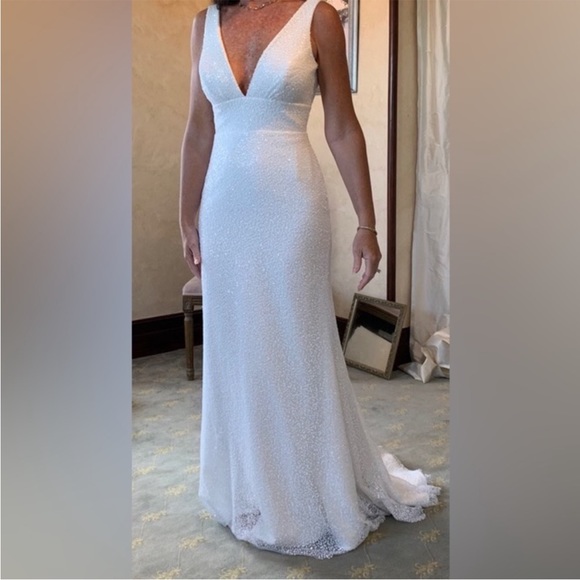 Astrid & Mercedes Gown - Picture 6 of 8